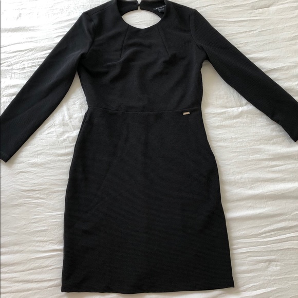 Armani LBD - Picture 4 of 4